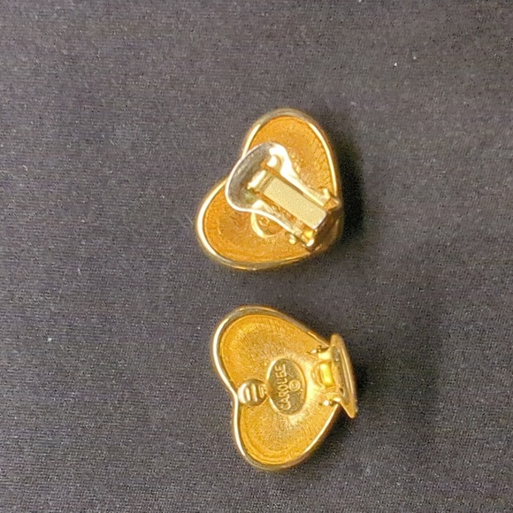 Carolee Vintage Pave Crystal Heart Clip-on Earrings - Picture 2 of 5